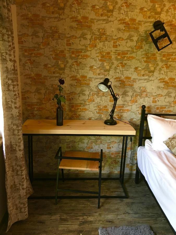 Berkri Gastro Yard & Guest House Yenokavan Exterior foto